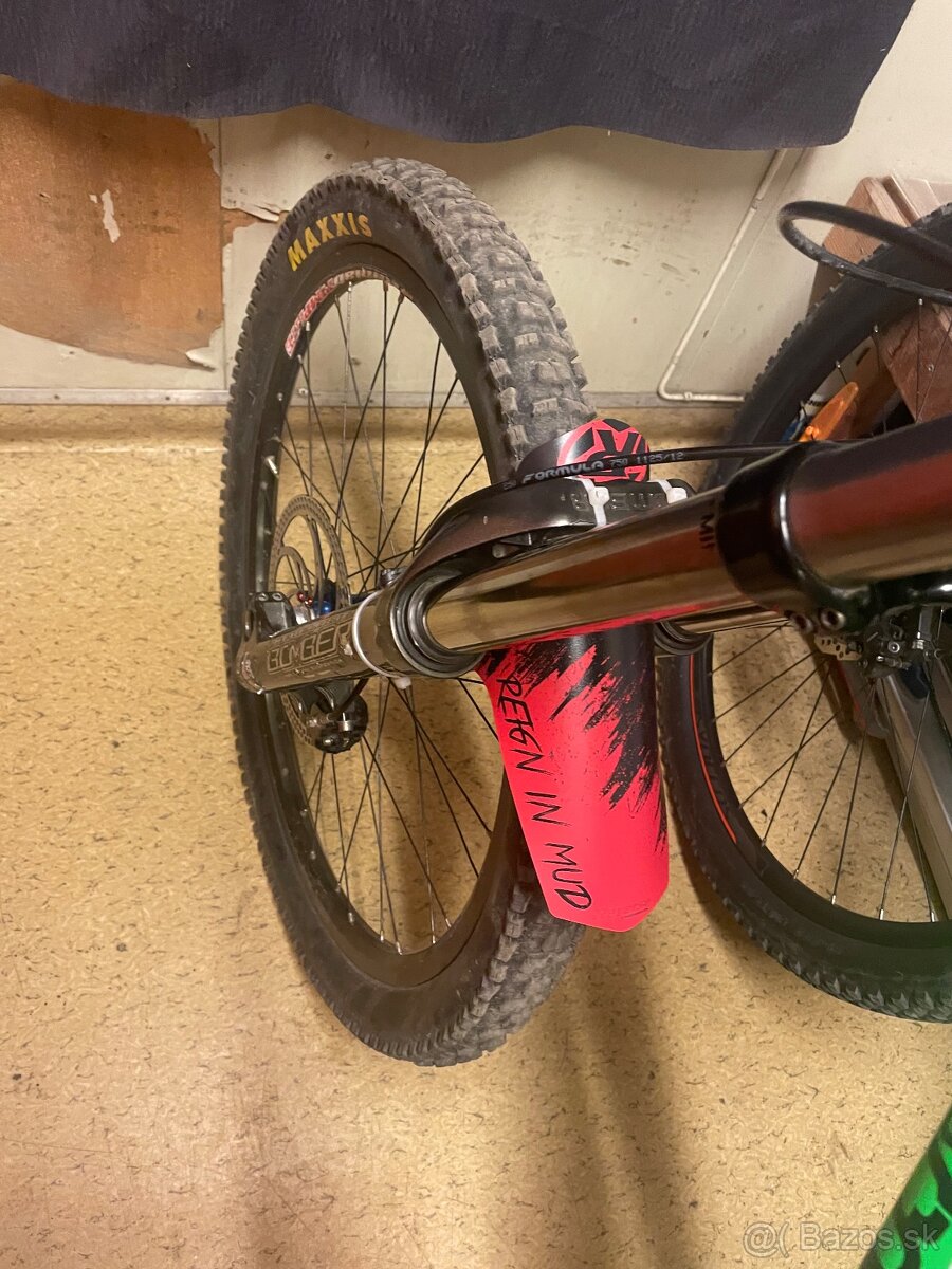 Commencal Supreme DHv2 26” - 3