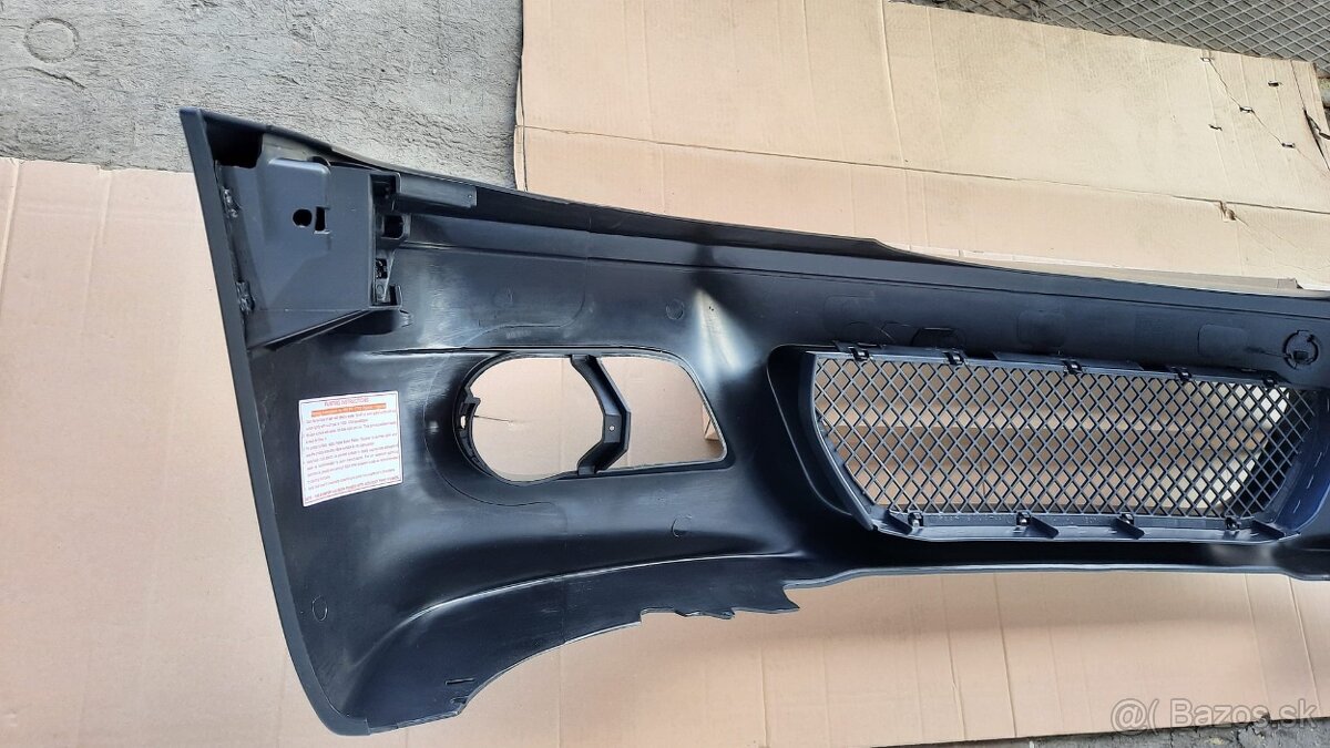 Predny M naraznik pre BMW E46 sedan a touring - 3