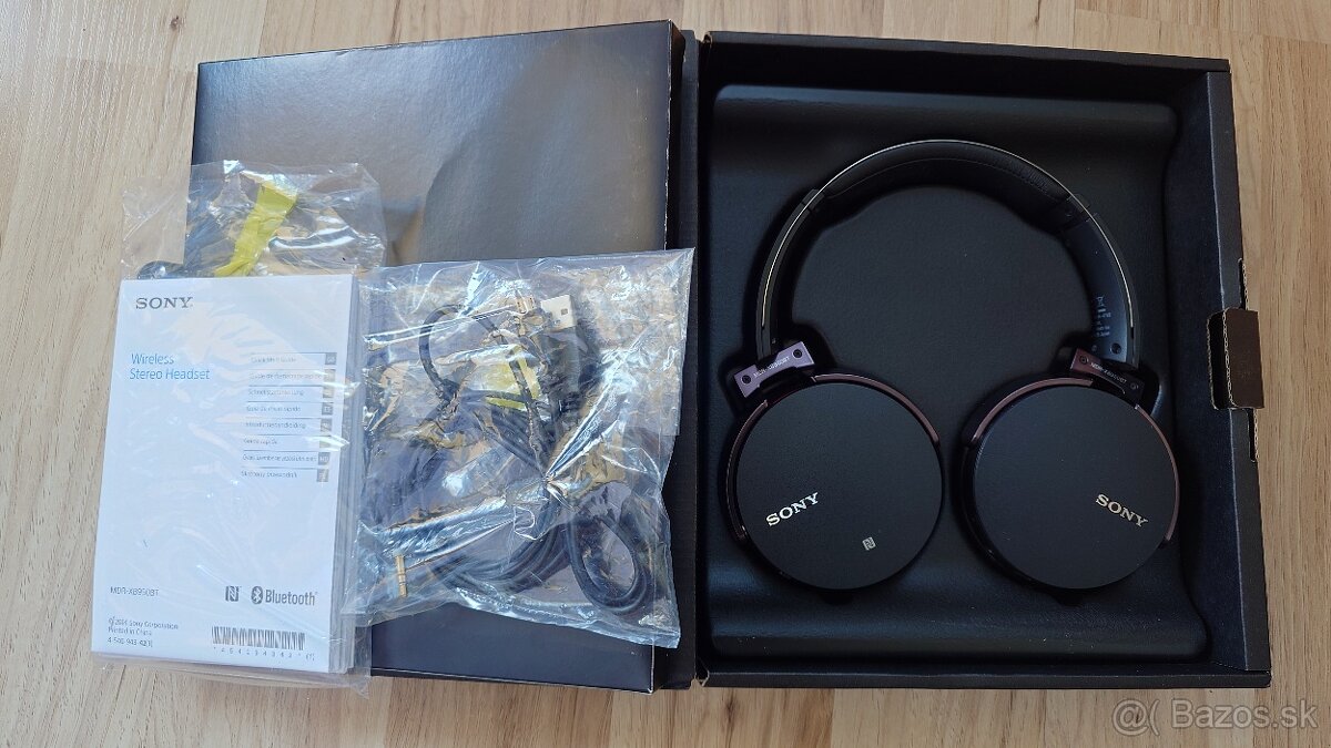 SONY MDR-XB950BT - 3