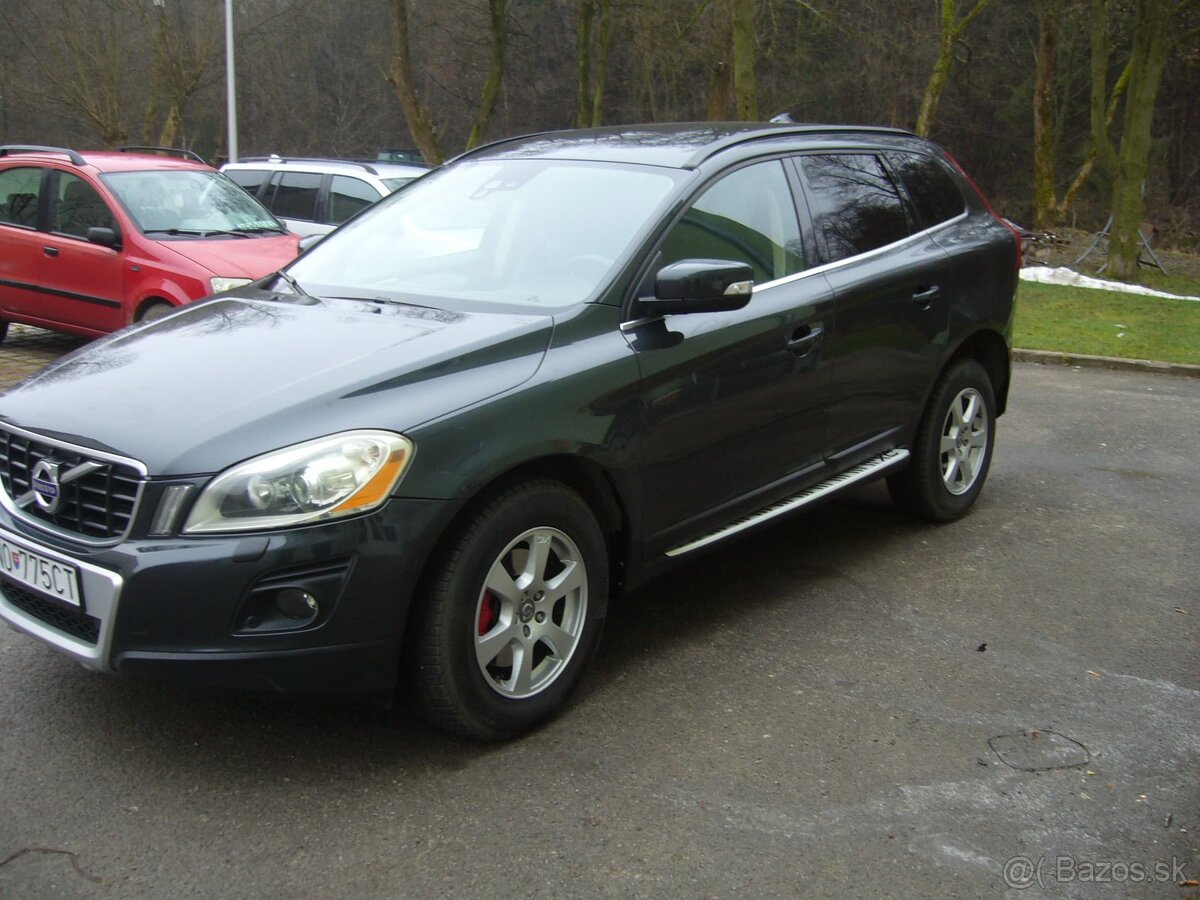 🚗 VOLVO XC60 - 3