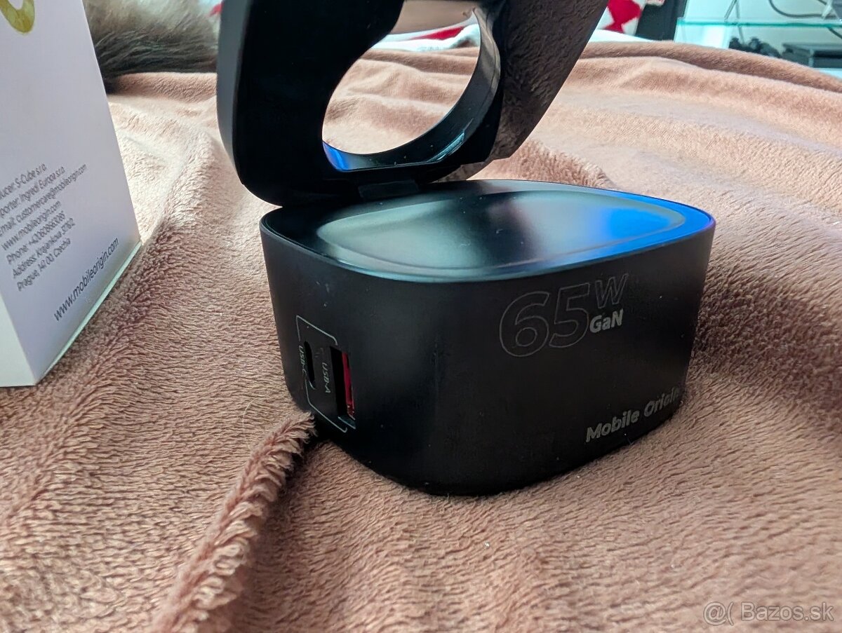 Mobile Origin 65 W GaN 5 in 1 Foldable Qi2 Charger PW1 - 3