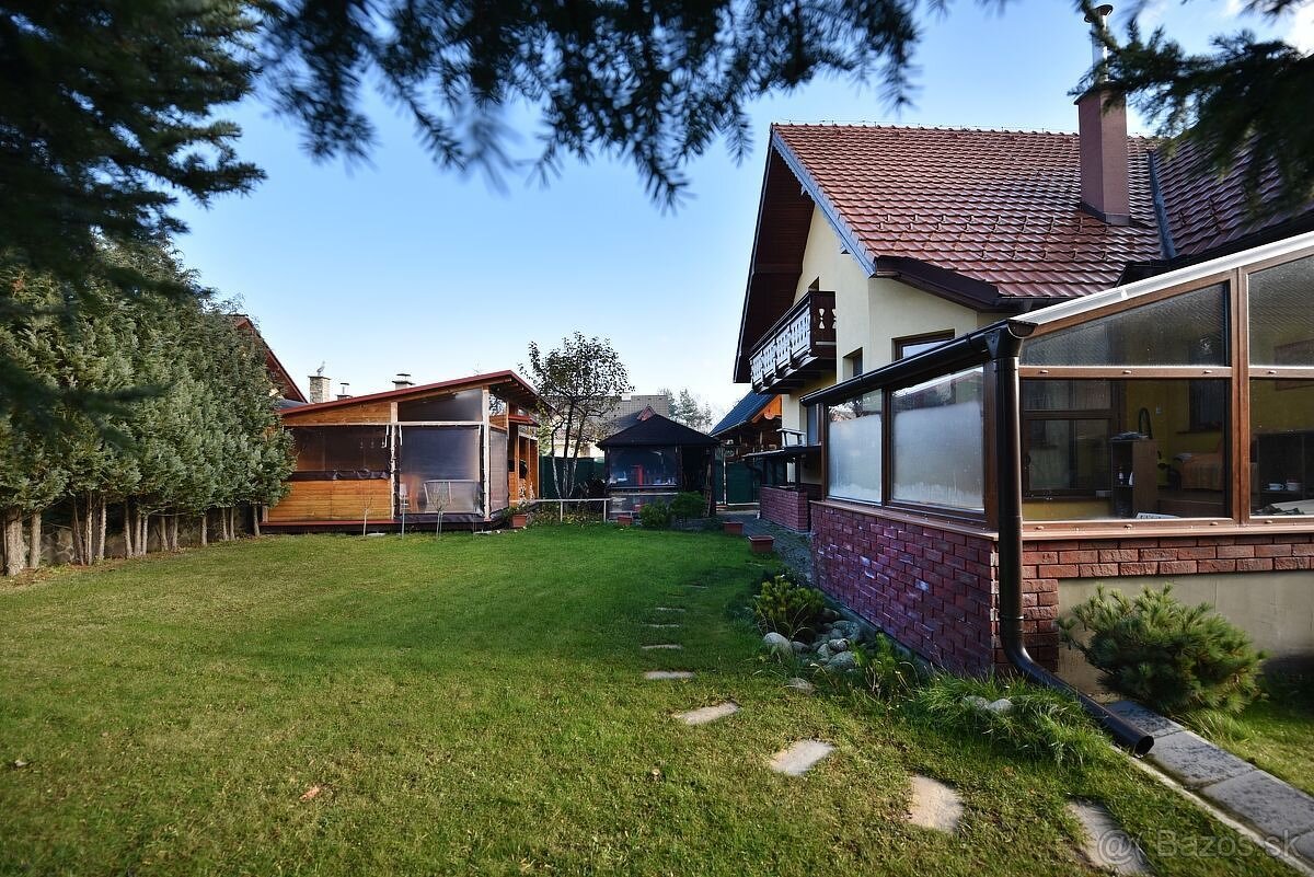 Predaj novostavba rodinného domu 6 izbový s garážou a pozemk - 3