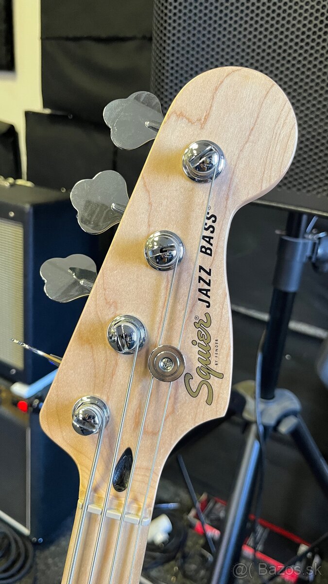 Squier Affinity Jazz Bass - 3