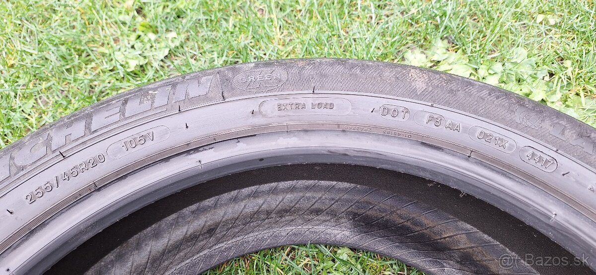 Predám 2letné pneumatiky Michelin 255/45 R20 Latitude Sport3 - 3