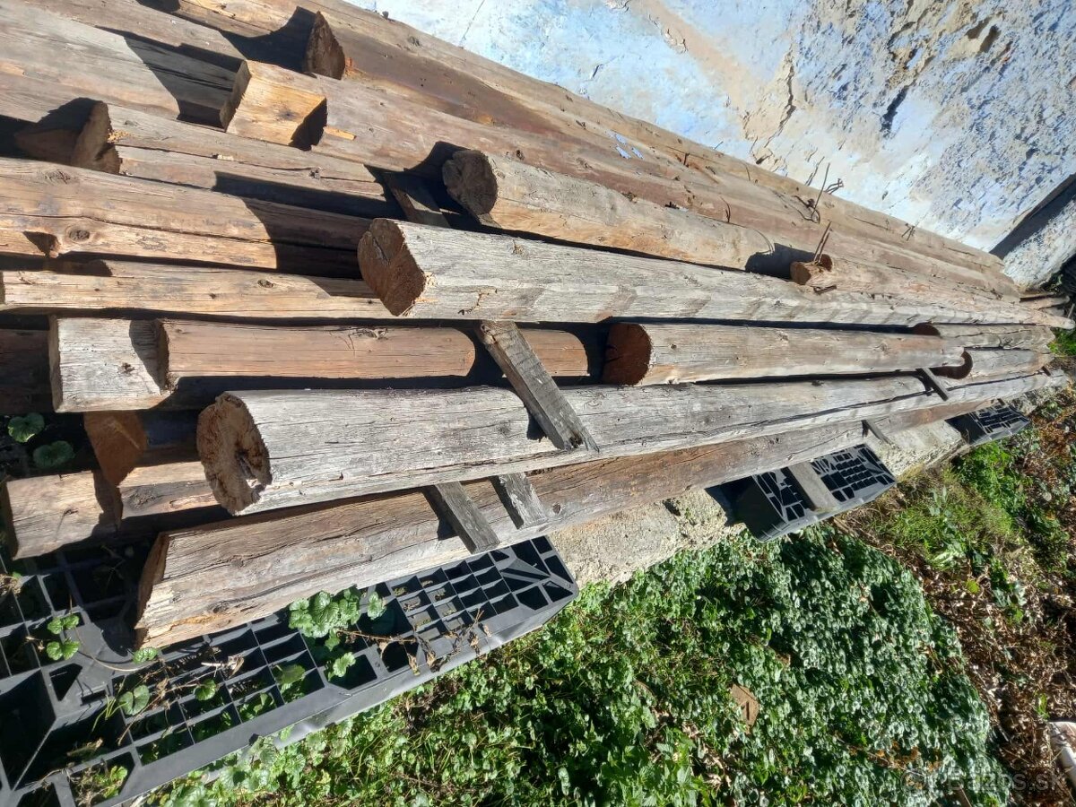 Staré ručne tesané krokvy - 3