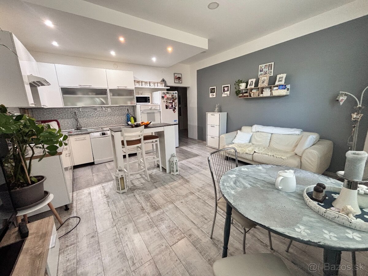 Pekný 3izbový byt- ŽILINA - 3