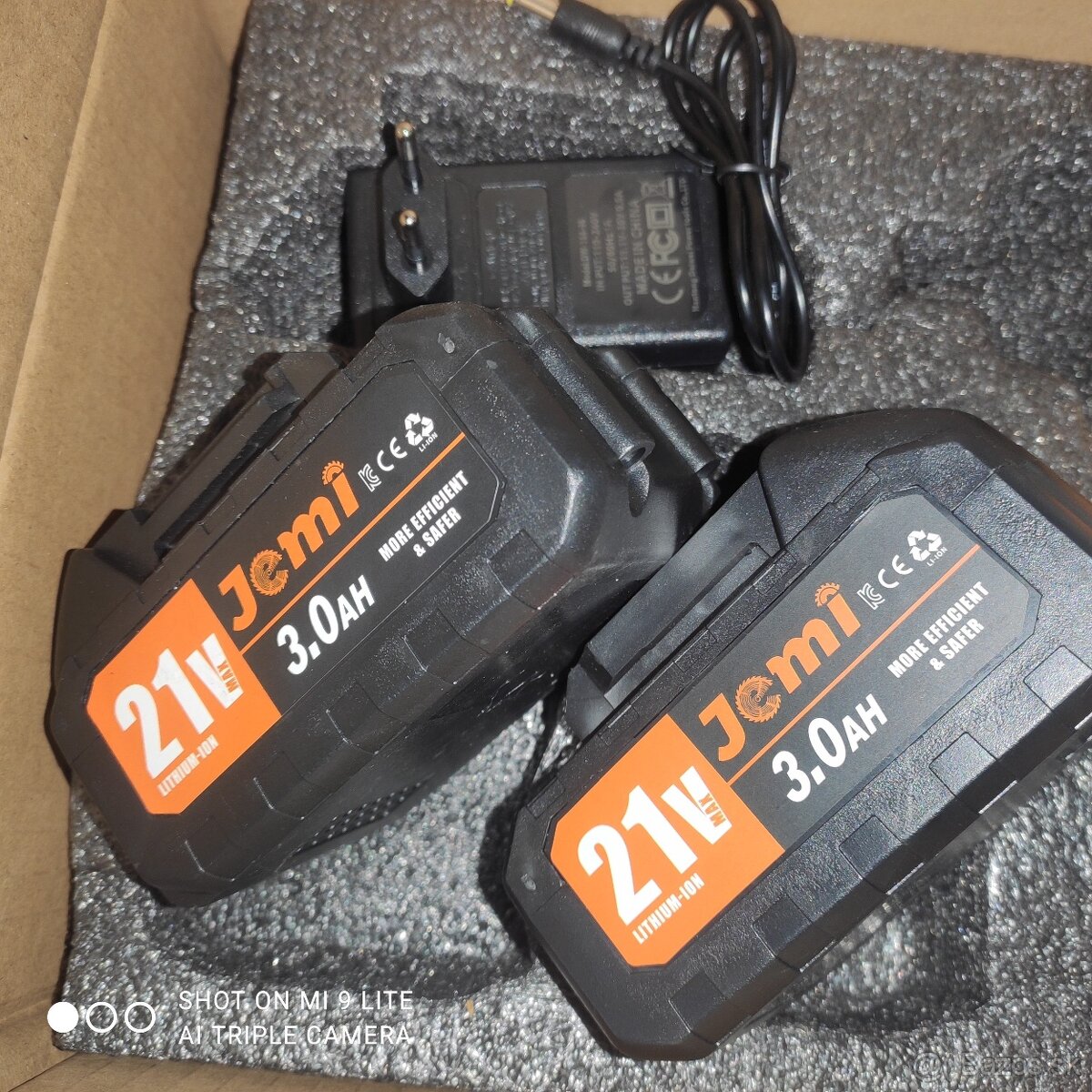 Predám nový akumulátorový rázový uťahovák - 1/2" - 3