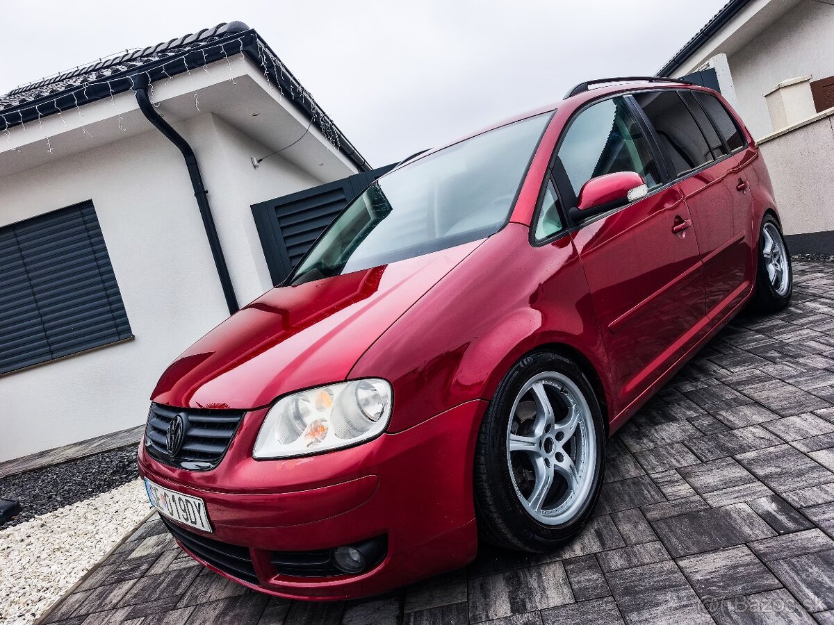 Volkswagen Touran - 3