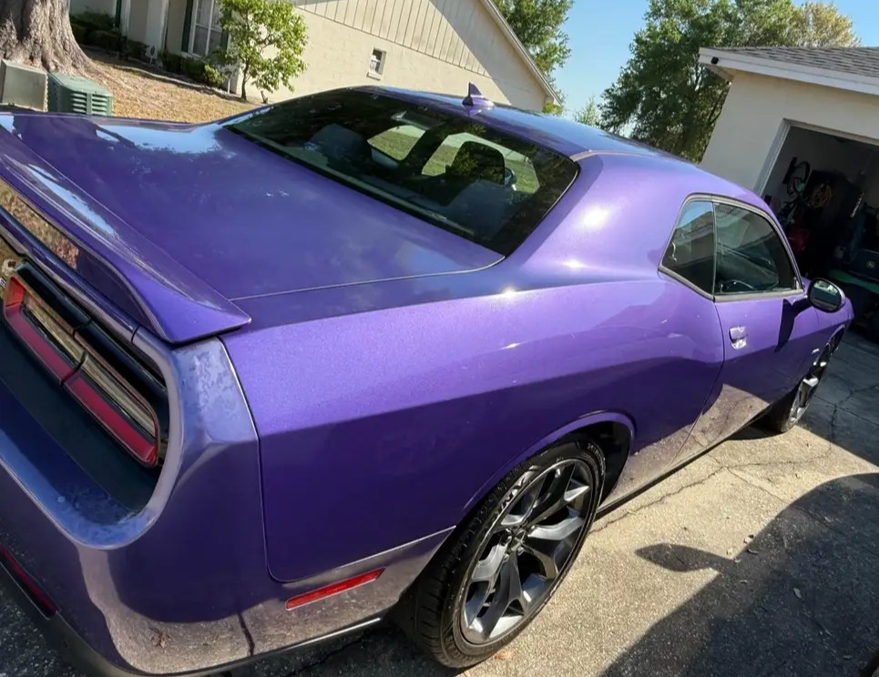 Dodge Challenger V8 - 3