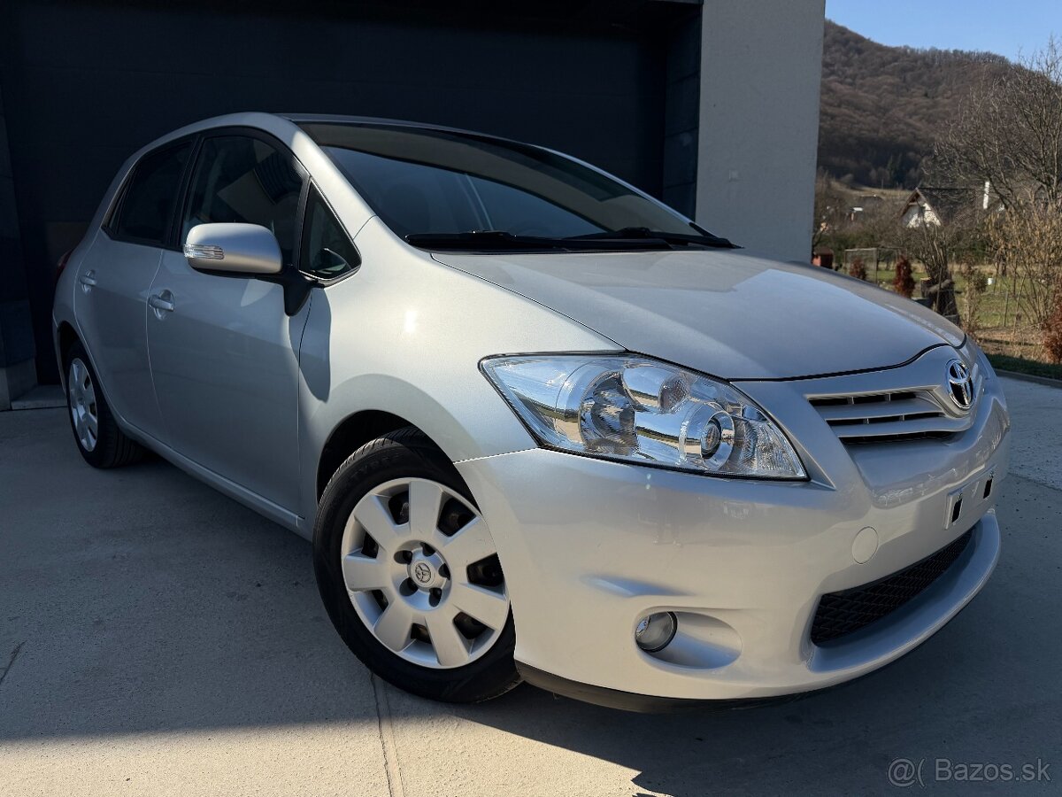 Toyota Auris 1.6 I Valvematic - 3