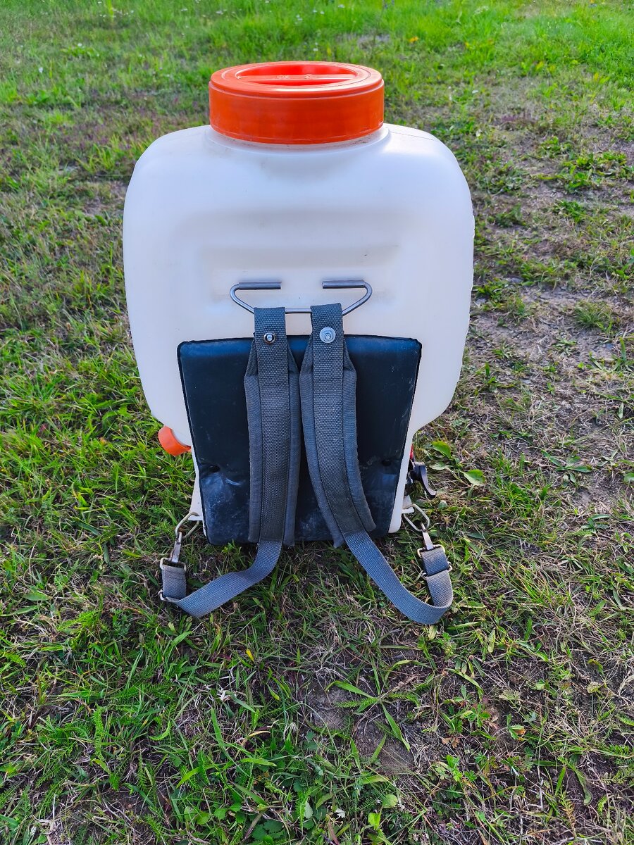 Motorový postrekovač - 3