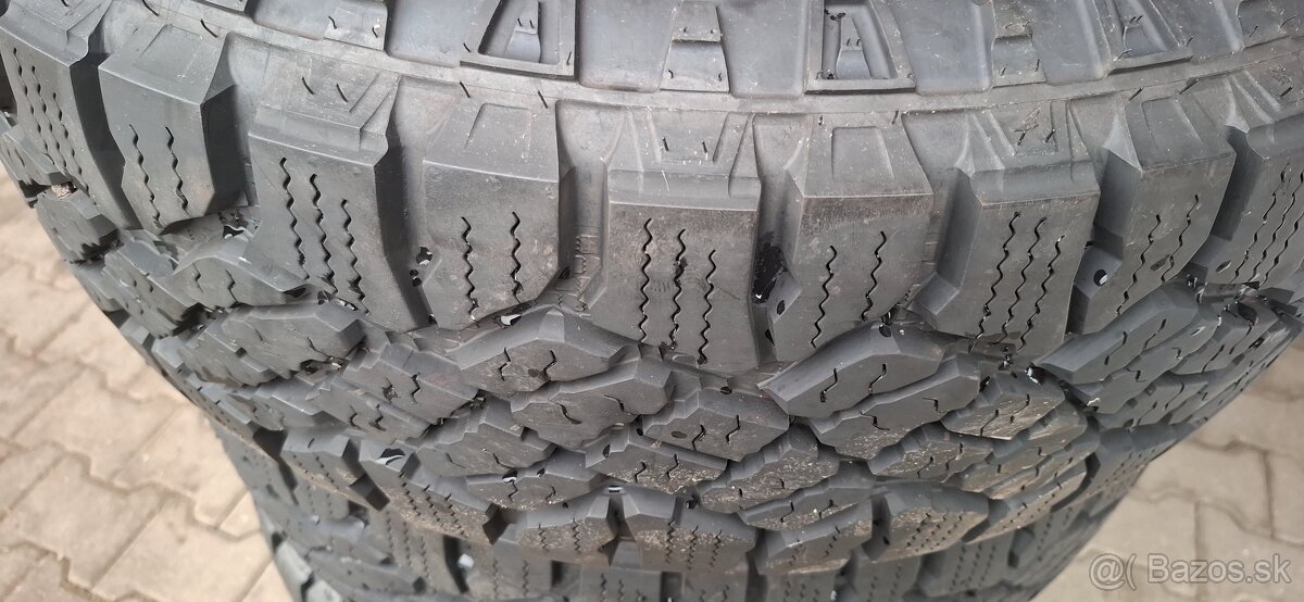 255/65 r19 - 3
