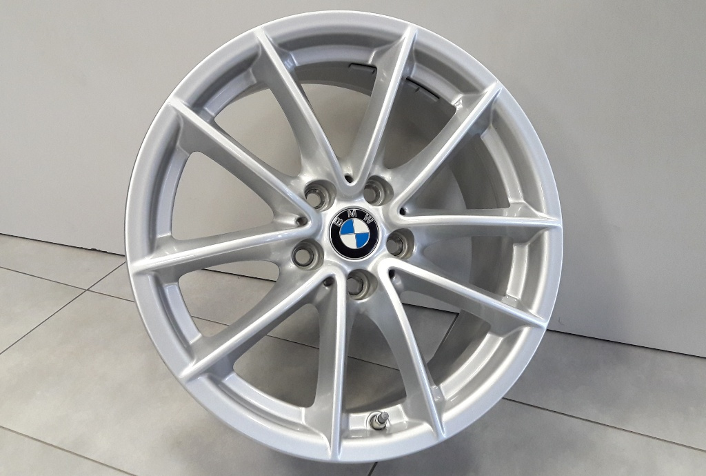 BMW 5 G30 18" Styling 619 - 3