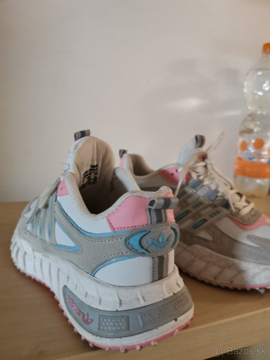 Adidas c38 - 3