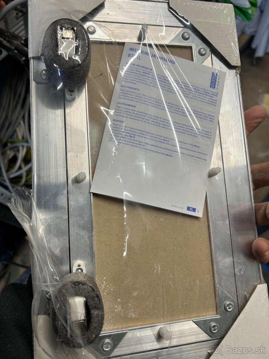 Revízne dvierka - Hliníkový revízny kryt 150x300 - 3