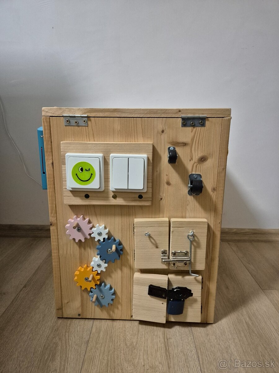 Busy board (úložný box s aktivitami) - 3