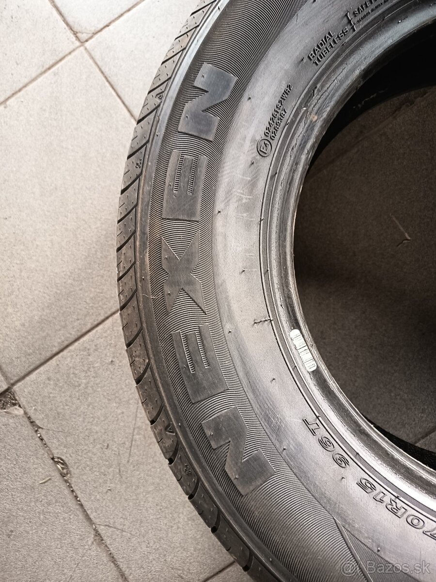 Predám letné pneu. 205/70R15 - 3