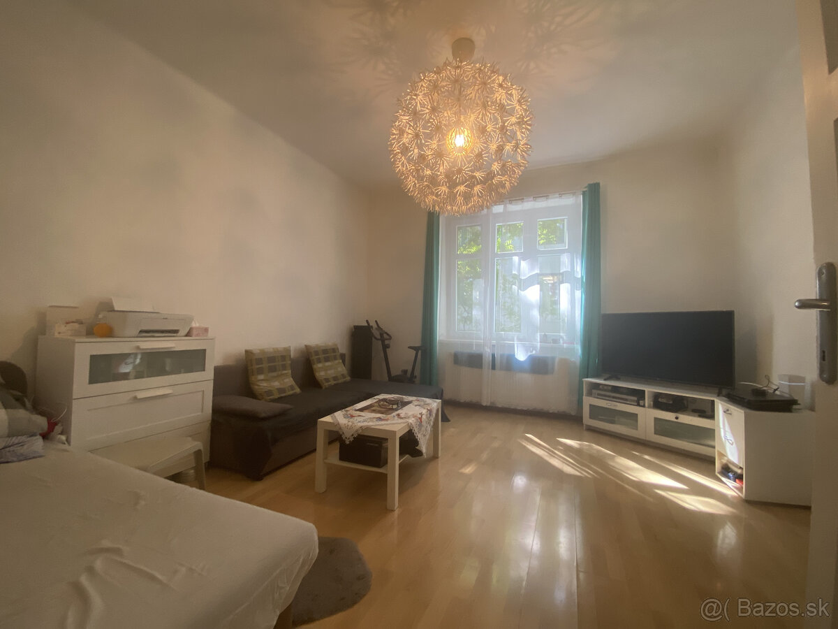 Len u nás v ponuke: Predaj 2 izbového bytu na Šumavskej ulic - 3