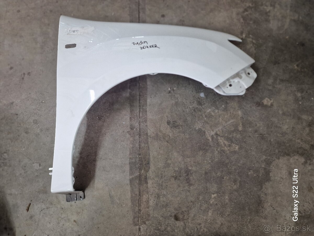 Dacia dokker/ lodgy predné blatníky originál - 3