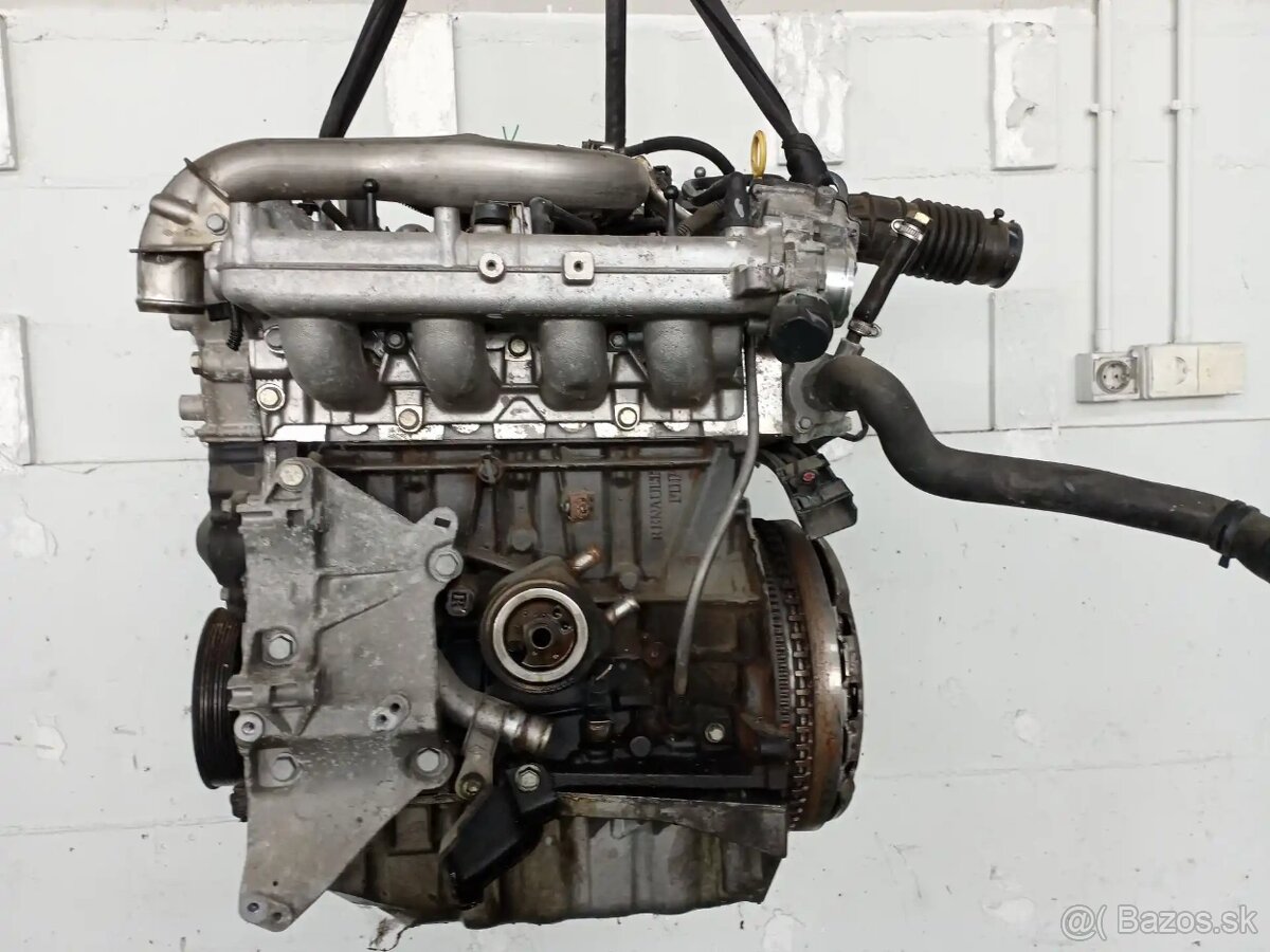 Rozpredám motor F4R turbo - 3