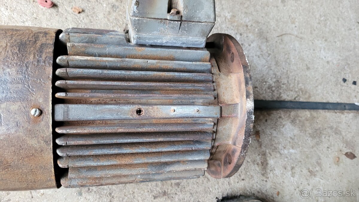 Elektromotor 1,5 kw 710 ot/min - 3