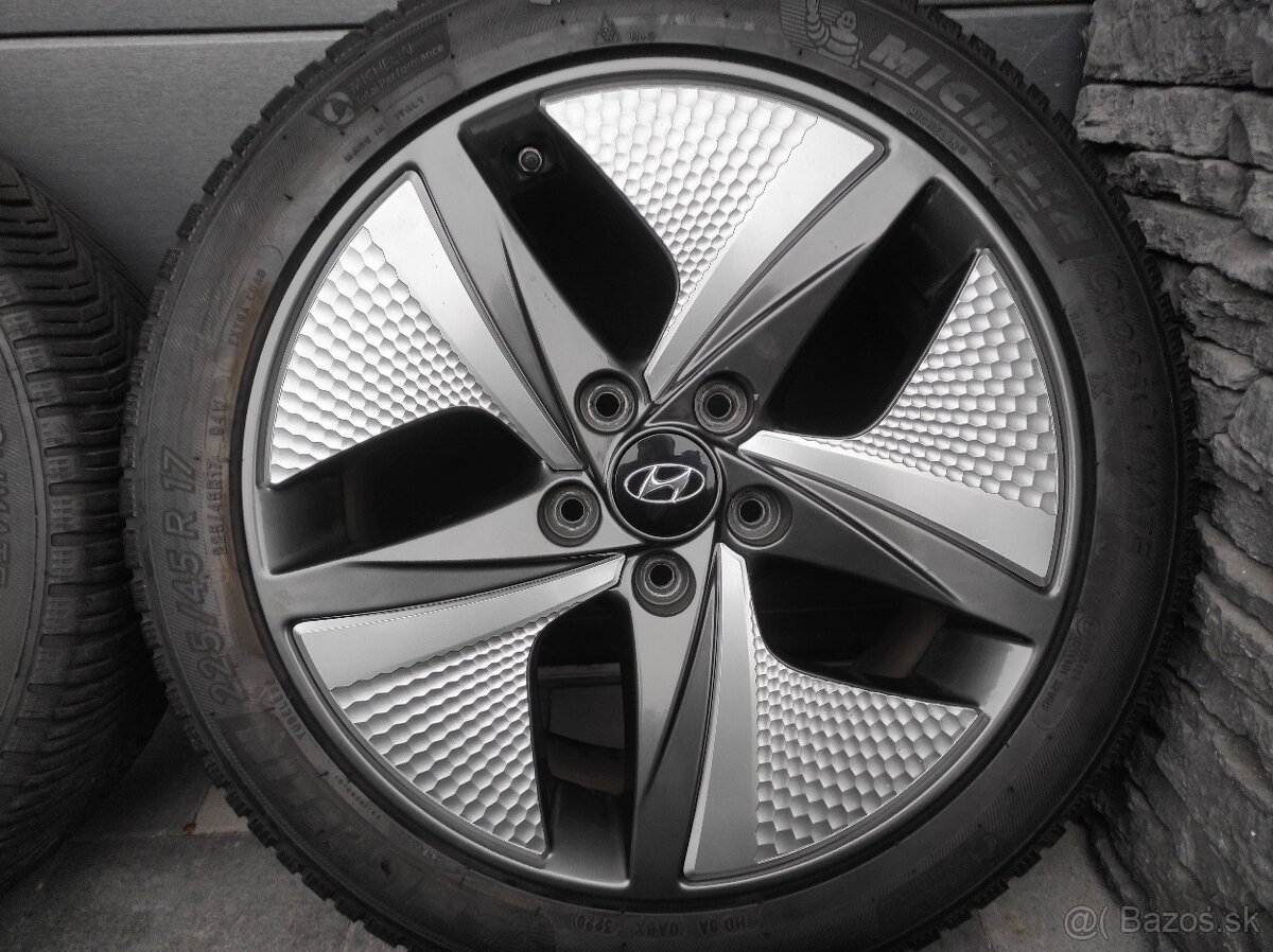 Zimná sada 17" 5x114,3 Hyundai Ioniq 225/45 R17 - 3