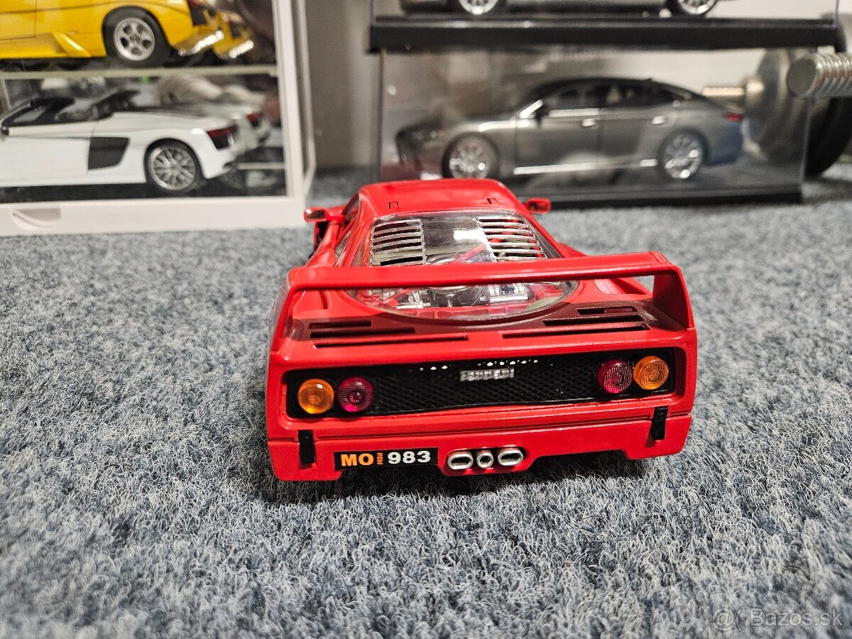 Model Ferrari F40 1:18 Bburago - 3