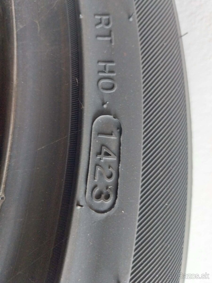 Hankook 215/50r16 - 3