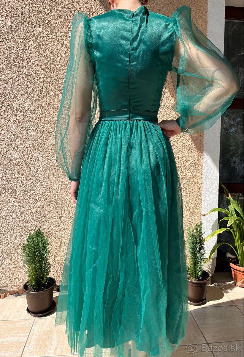 Smaragdové šaty - 3