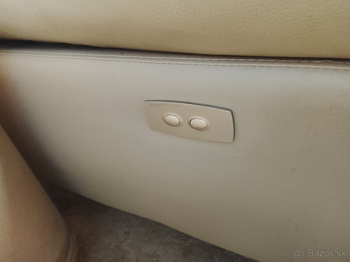 Sedačka kožena - 3