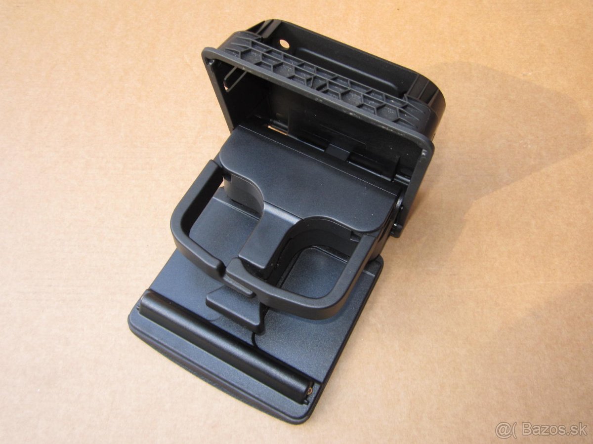 VW Golf 6 MK6 Variant 4Motion 1.6TDI interier dily - 3