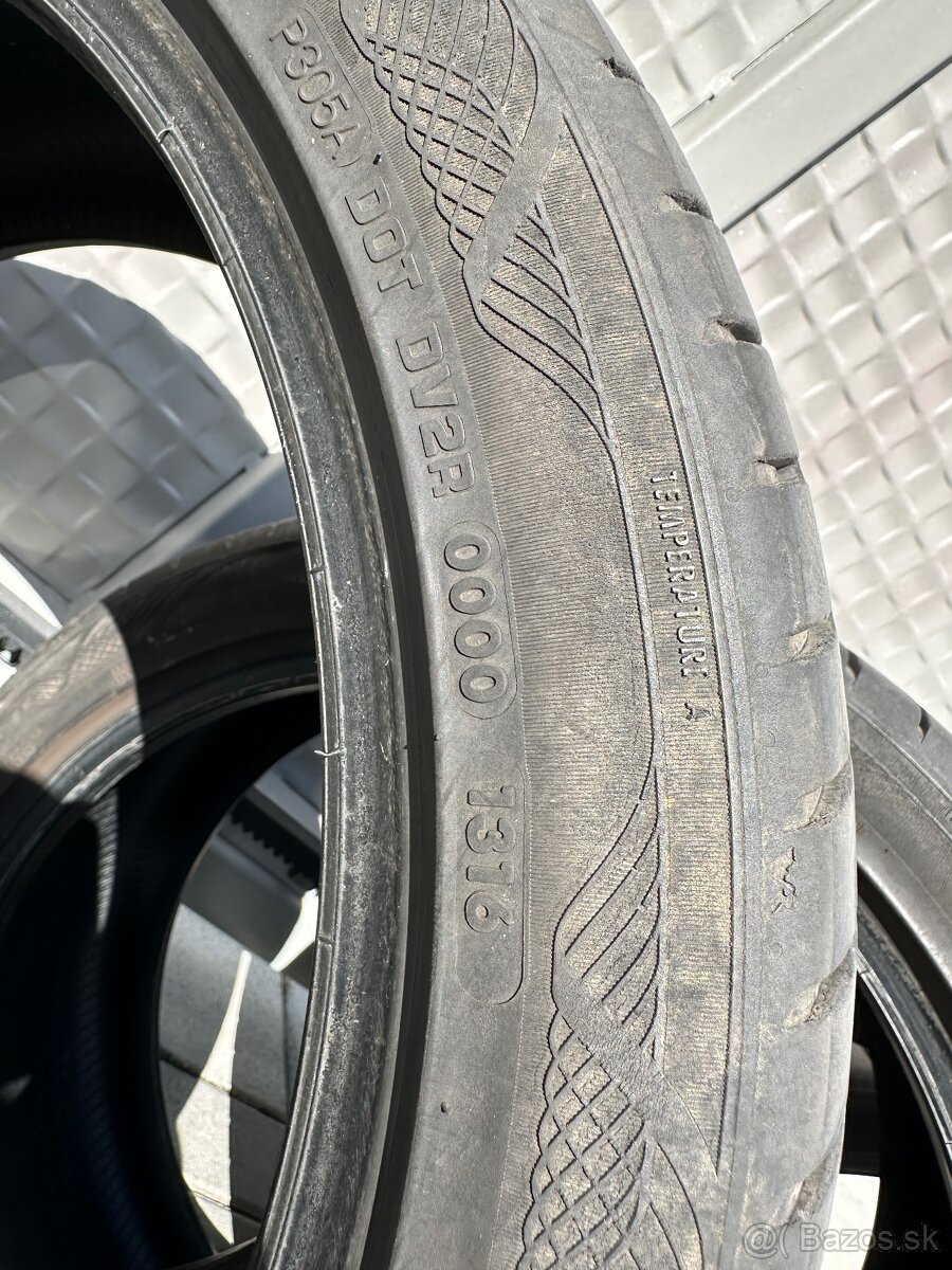 Letné pneu Vredestein 235/40 R18 r.v. 03/2016 - 3