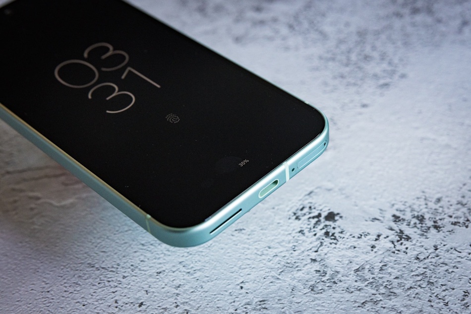 Smartfón Google Pixel 9 5G, zelený + 3ks kryty grátis - 3