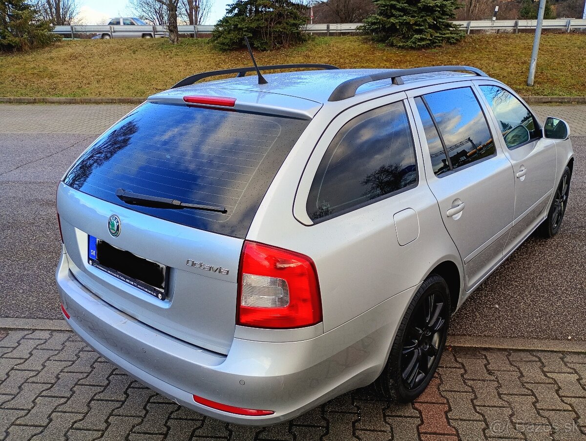 ŠKODA OCTAVIA 1.6TDI 105K COMBI ELEGANCE MAX. - 3