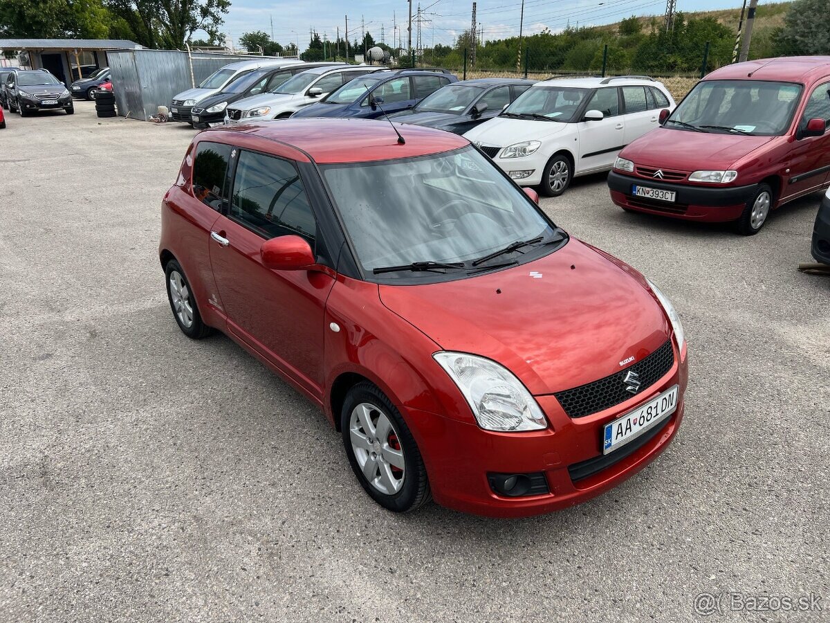 Suzuki Swift 1.5 benzín, 74kW, MT/5, rok:04.2010. - 3