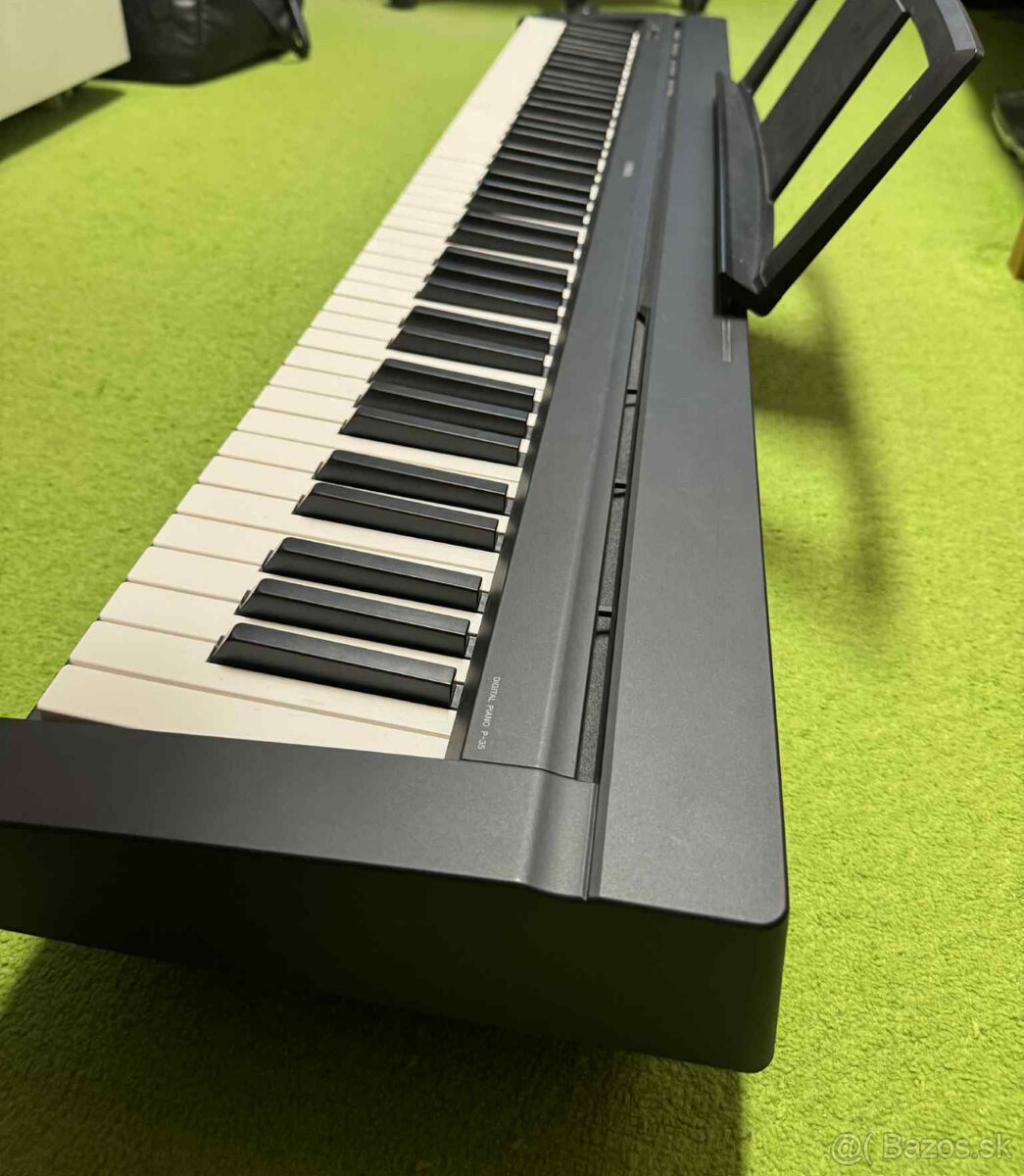 Digitálny klavír Yamaha P-35B - 3