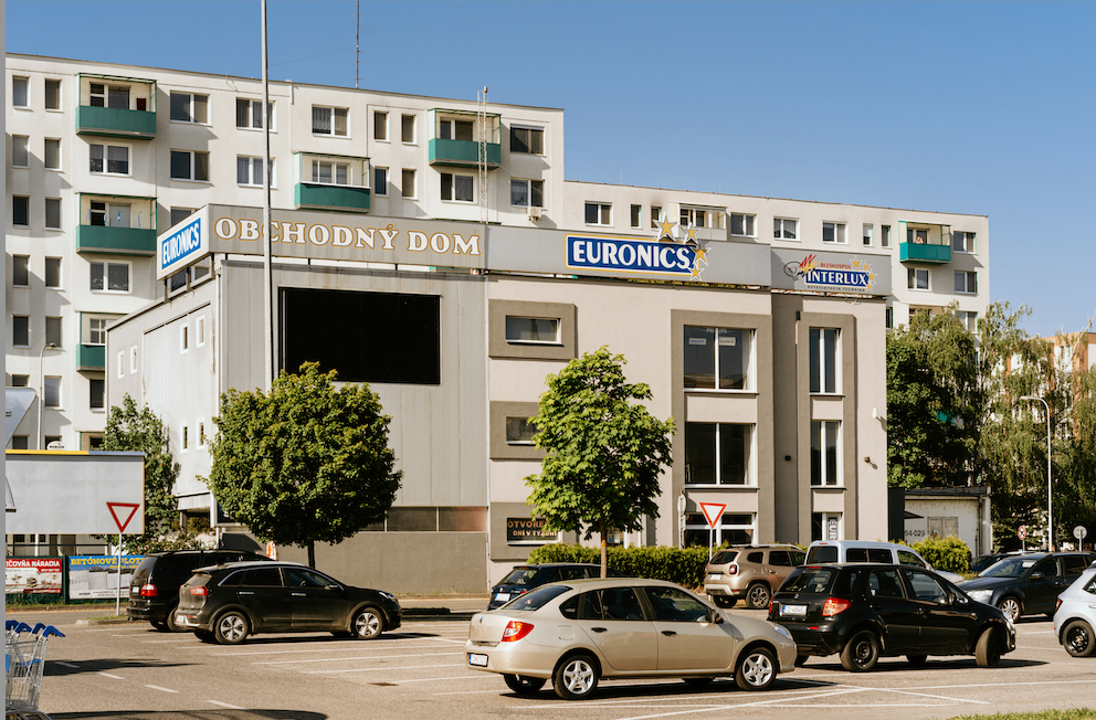 BUDOVA - TOPOĽČANY, obchodná zóna - 3