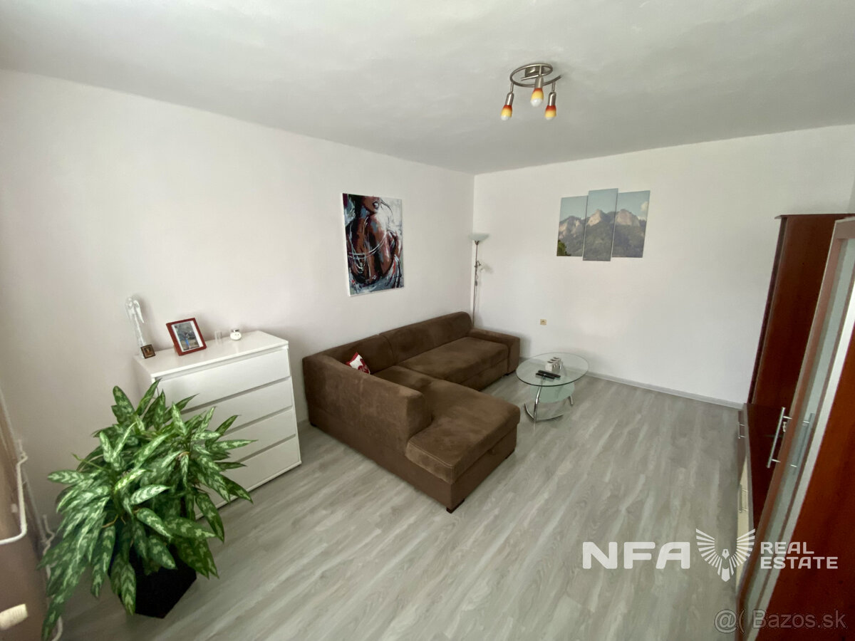 Moderný a kompletne zariadený 2-izbový byt v Novej Bani - 3