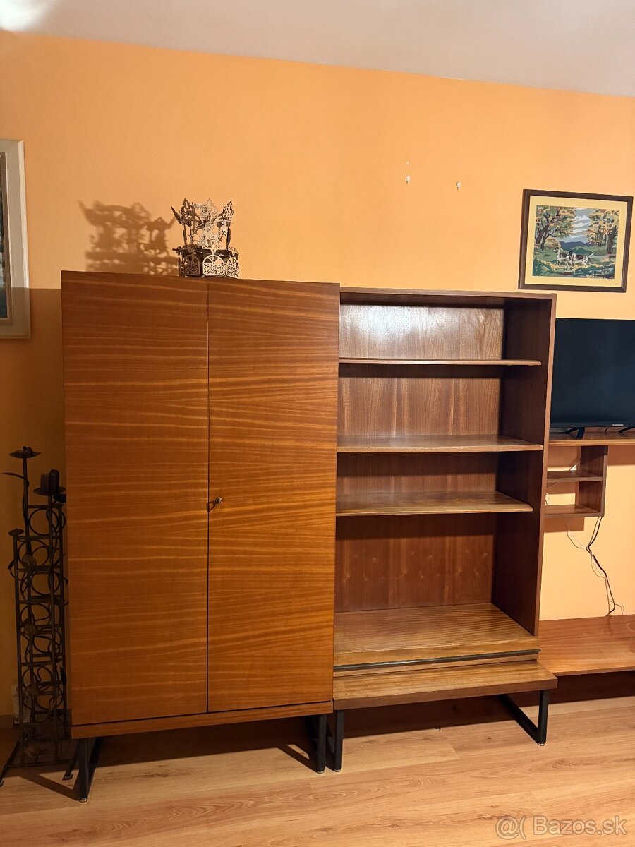 obývacia stena + stolík - 3