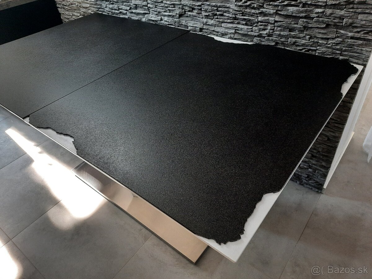 Jedálenský stôl - 3