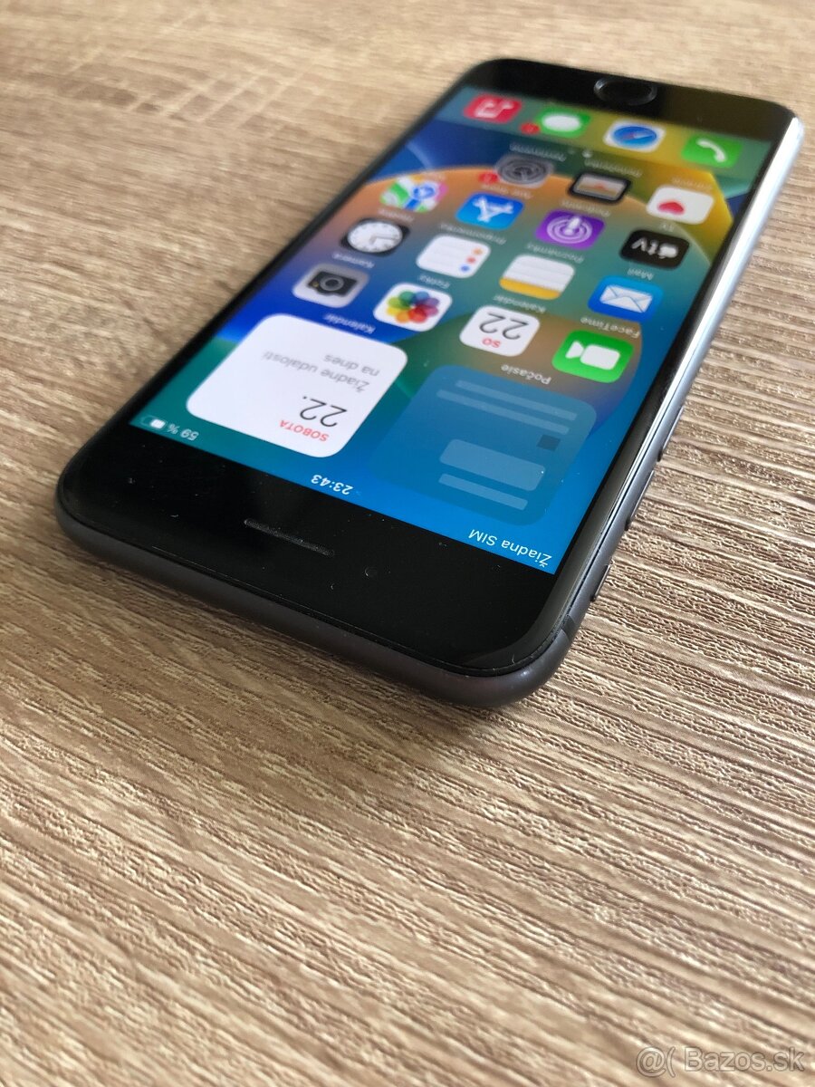 iPhone 8 / Black 256GB - TOP stav - 3