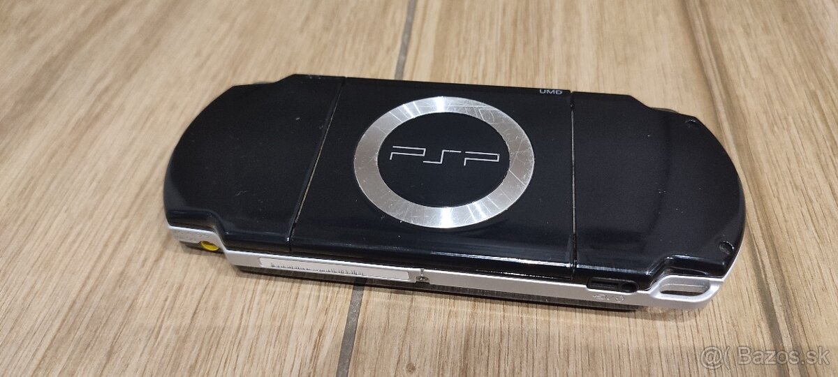 Sony psp 2003 piano black - 3