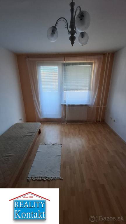 Na prenájom 1-izbový byt v Nových Zámkoch - 3