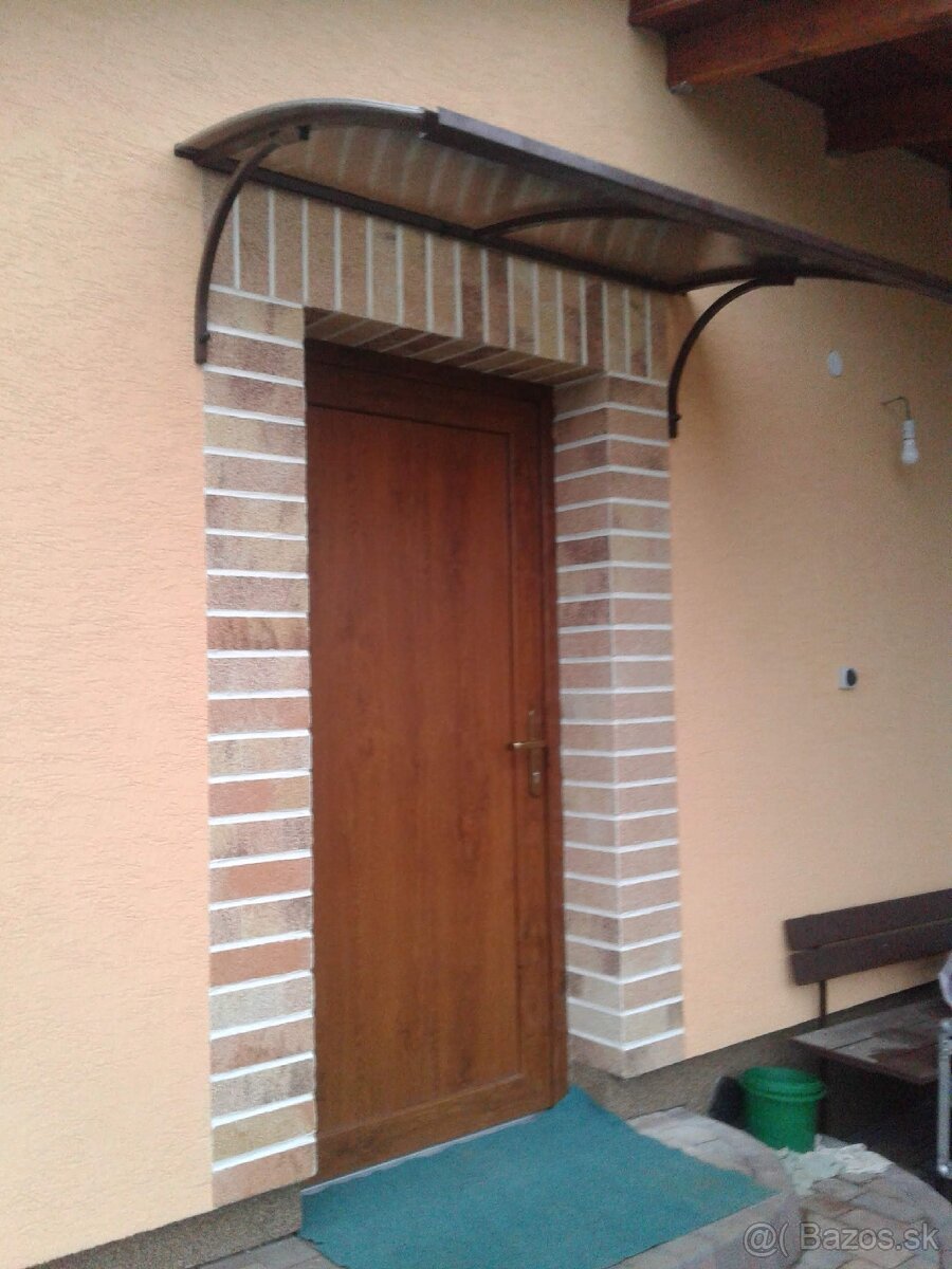 Hliníkový prístrešok nad dvere - 3