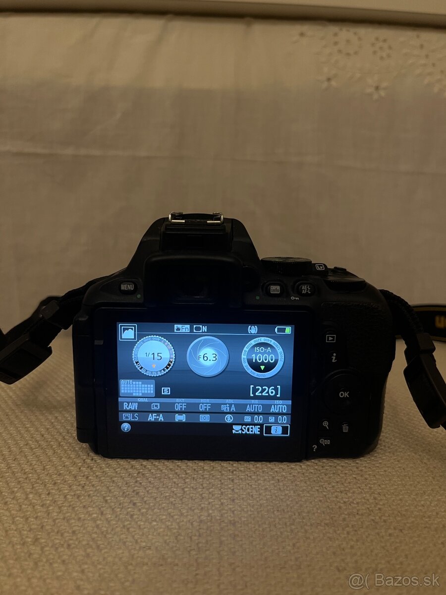 NIKON D 5600 + objektív 18-105 - 3