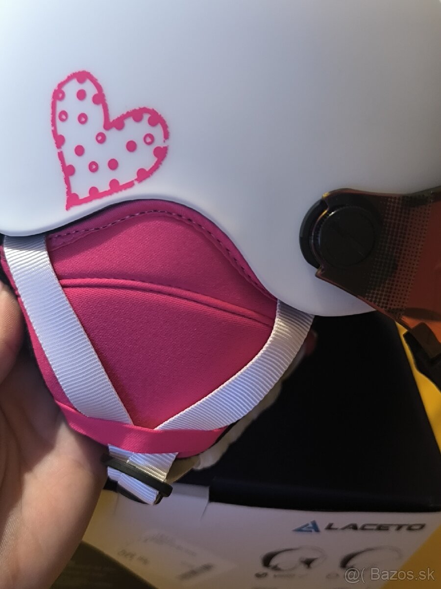 DETSKA LYZIARSKA PRILBA LACETO HEART - 3