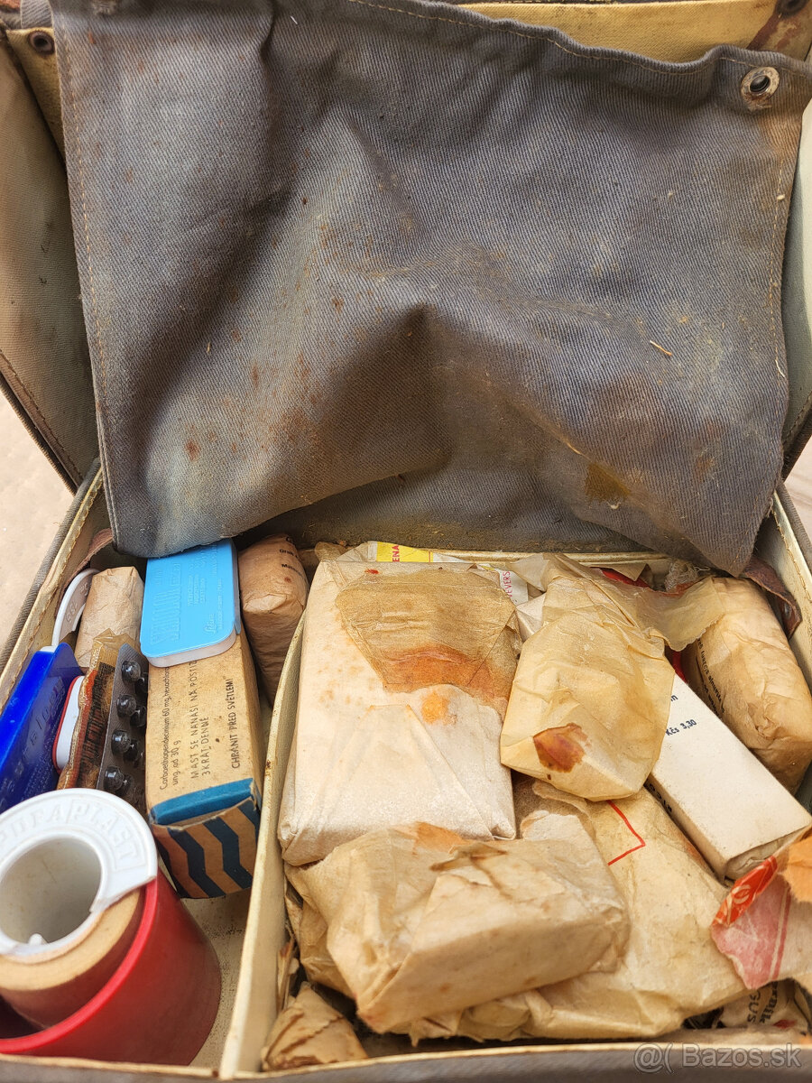 Vojenská lekárnička - 3