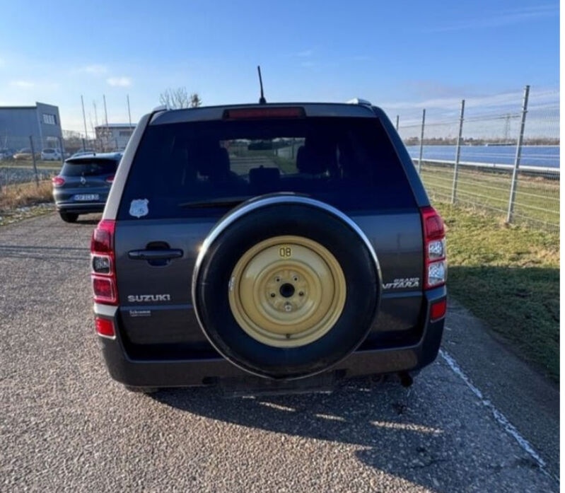 Suzuki Grand Vitara 2.4 benzin LPG 4x4 - 3