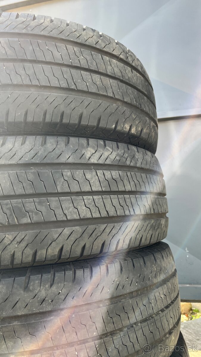 Letné 215/65 r16 C Continental - 3