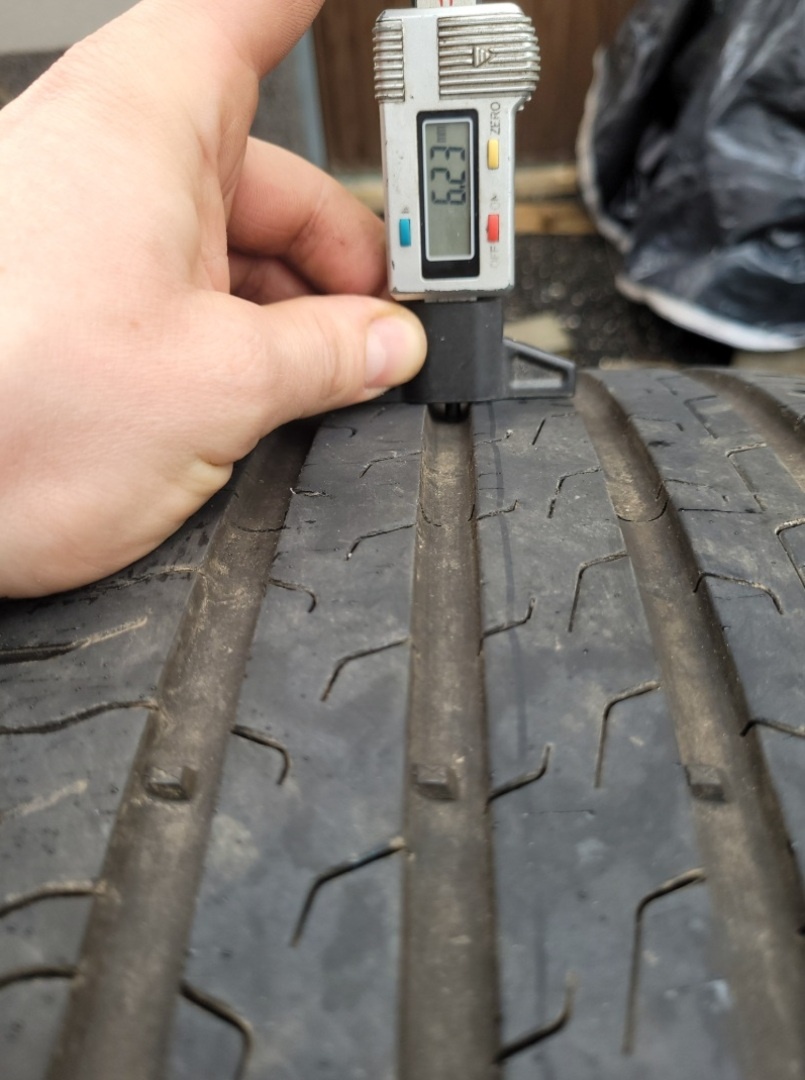 Letní pneu Continental 245/45/18 - 3